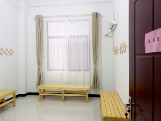 淮北师范大学瑜伽运动受广大女教工热捧
