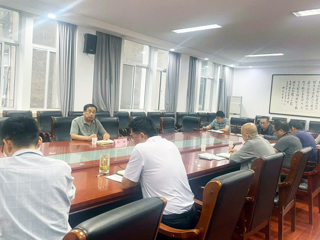 校党委常委、副校长李峰到物理与电子工程学院调研