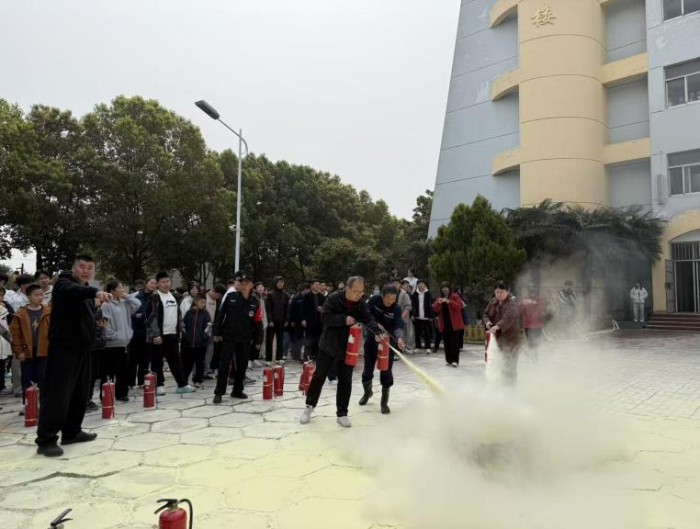 c4a3f6772b2c48d3a31030e3eb964bae.jpg c4a3f6772b2c48d3a31030e3eb964bae.jpg