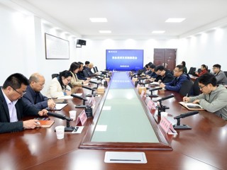 学校专题推进设备类项目采购工作