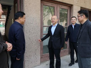 市委书记汪华东来校调研城市建设工作