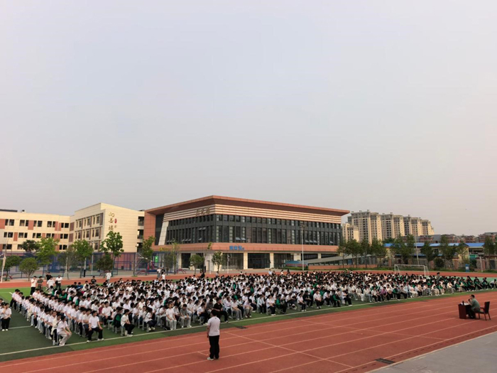 08290f489757436ea12d5c2848b04671.jpg