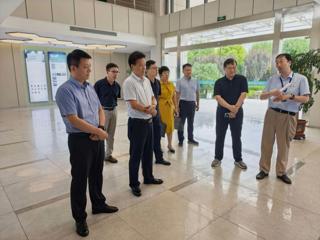 校党委书记毕明福赴临涣煤化工基地开展访企拓岗专项调研