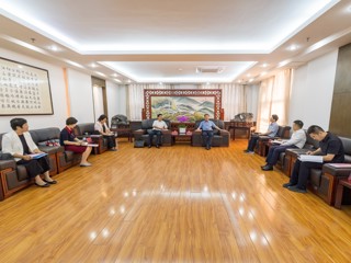 校党委书记毕明福带队赴宿州市洽谈校地合作