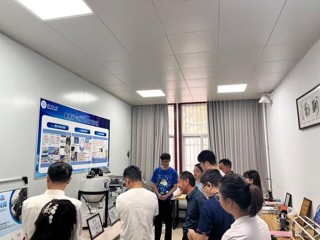 物理与电子工程学院举办高端装备制造与人工智能专场校企合作对接会