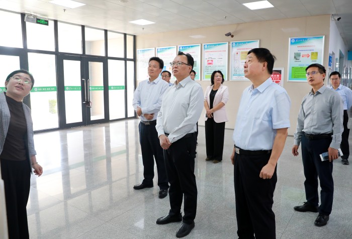 淮北市委书记蒋曦来校调研产教融合工作