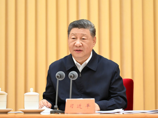 习近平出席全国卫生与健康大会并发表重要讲话